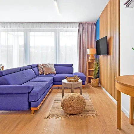 Całoroczny Dwupoziomowy Superior Z Ogródkiem, Max 7 Os Apartamento