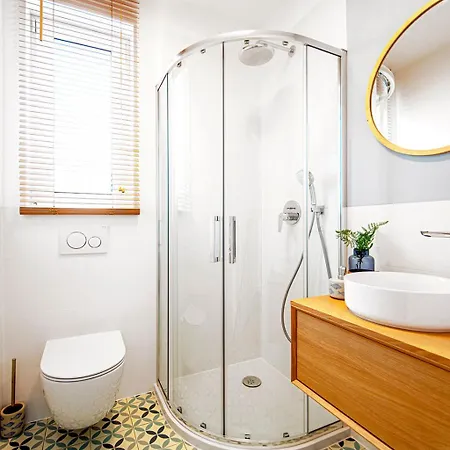 Apartament Superior Rewal - Caloroczny Dwupoziomowy Dom Z Ogrodkiem