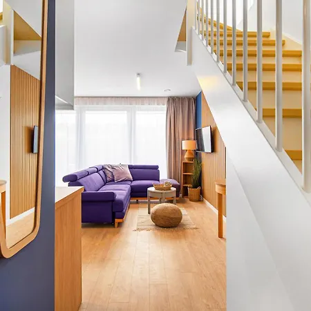 Apartmán Apartament Superior Rewal - Caloroczny Dwupoziomowy Dom Z Ogrodkiem *