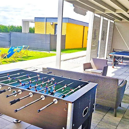 Apartament Superior Rewal - Caloroczny Dwupoziomowy Dom Z Ogrodkiem Apartmán Rewal